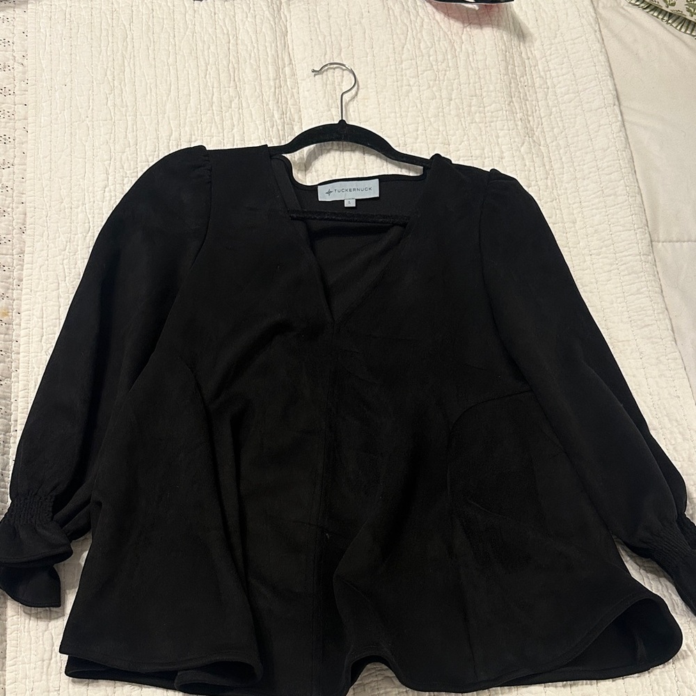 Tuckernuck Black V-Neck Puff Sleeve Blouse